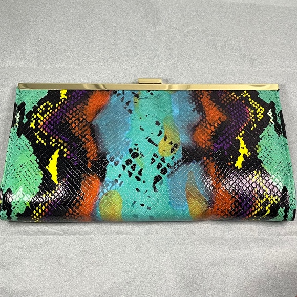 Steve Madden Multi Colored Snake skin purse/clutch - Picture 1 of 2